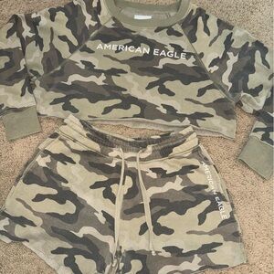 American eagle camo two piece set